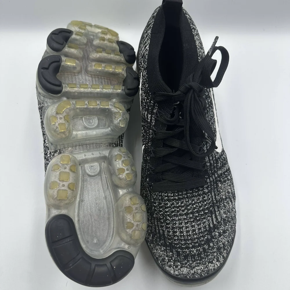 womens size 11 Nike Air VaporMax Flyknit 3 Oreo Shoes Retail $190 - Picture 3 of 6